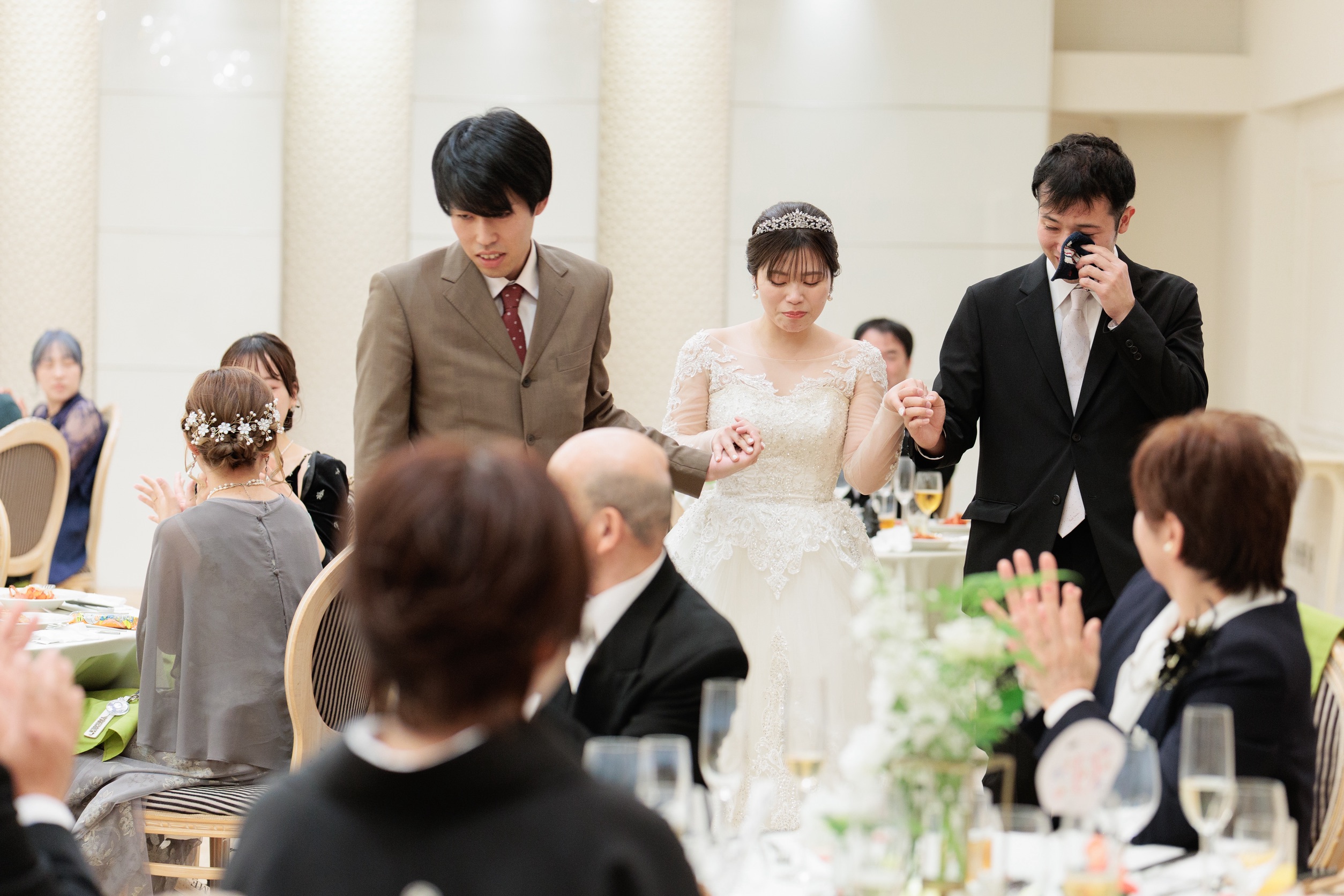 新婦中座シーン