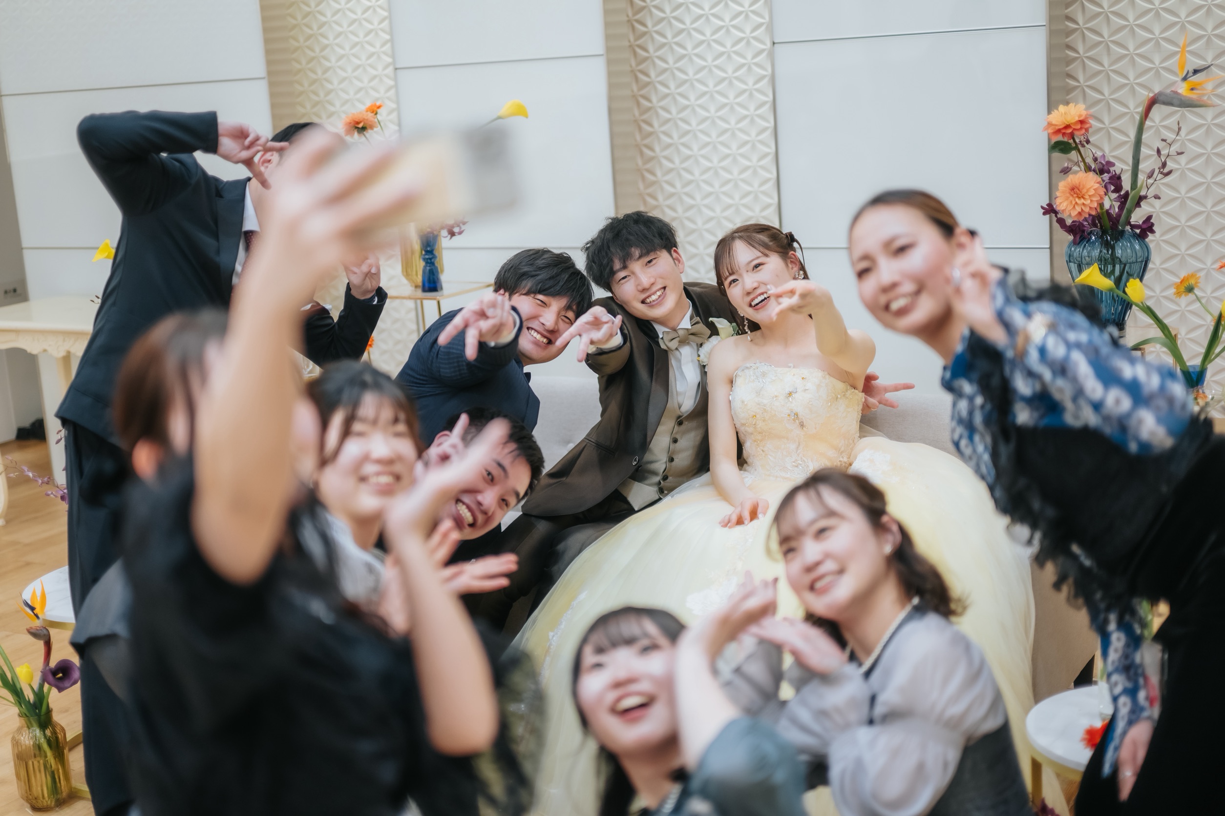 新郎新婦様とゲストの写真