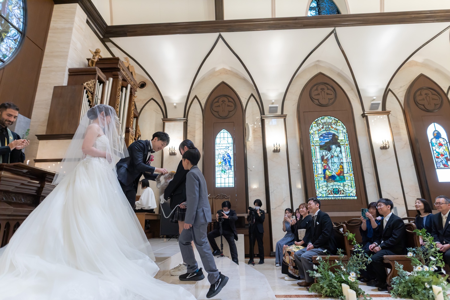 挙式シーン