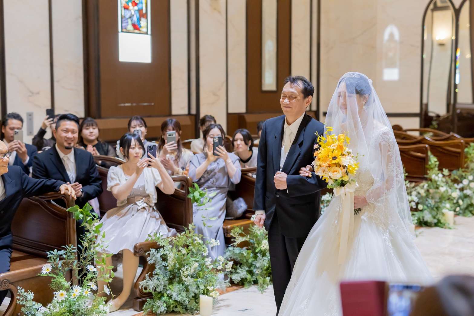 新婦入場シーン