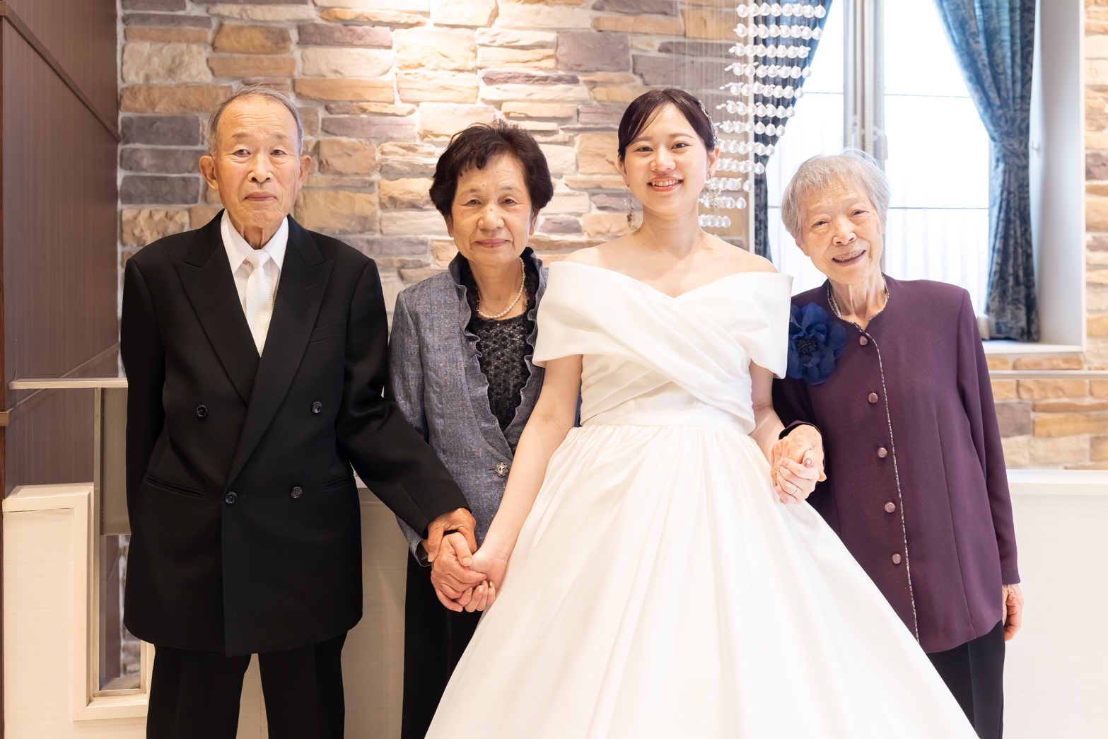 新婦様中座